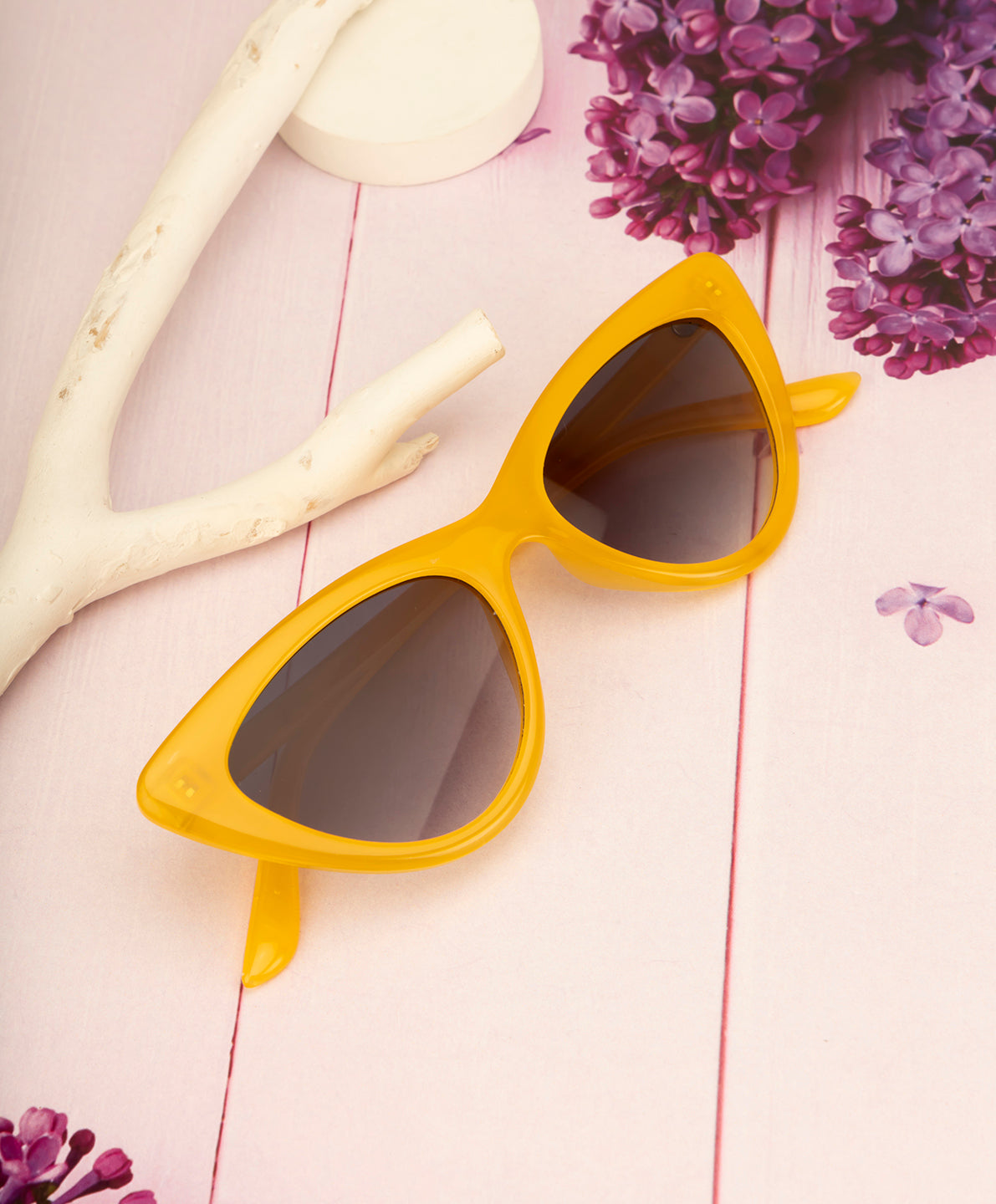 Clark N Palmer Bold Noir Cat-Eye Shades